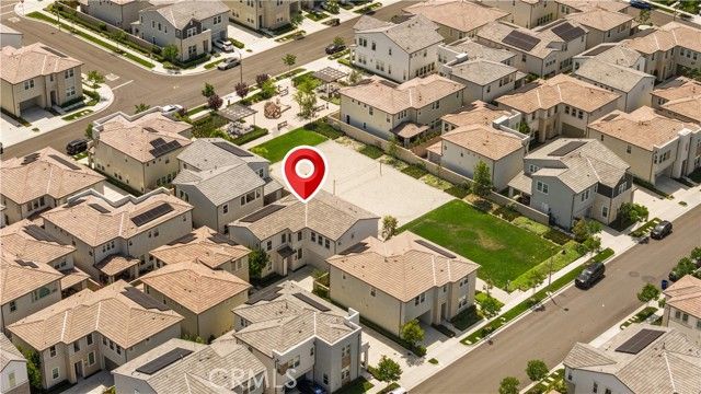220 Edna Pkwy, Lake Forest (el Toro), CA 92630