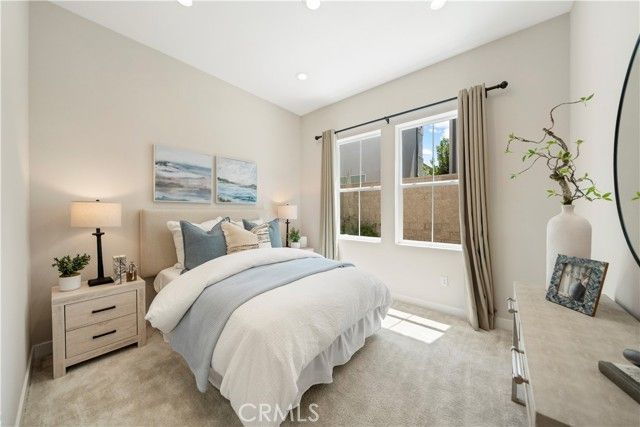 220 Edna Pkwy, Lake Forest (el Toro), CA 92630