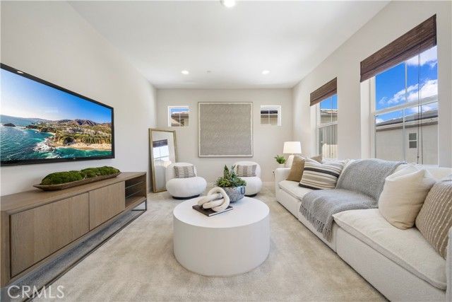 220 Edna Pkwy, Lake Forest (el Toro), CA 92630