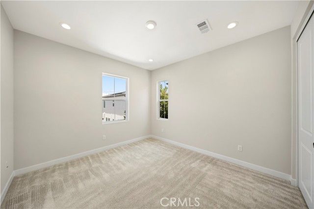 220 Edna Pkwy, Lake Forest (el Toro), CA 92630