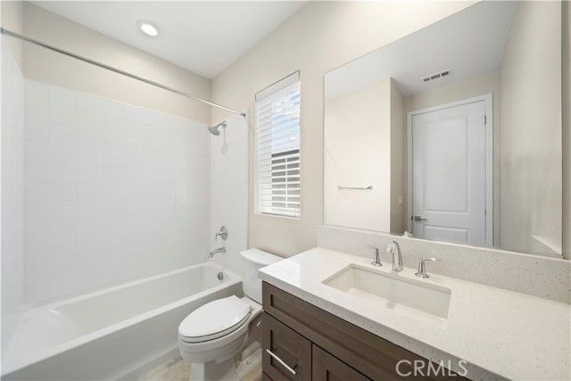 220 Edna Pkwy, Lake Forest (el Toro), CA 92630