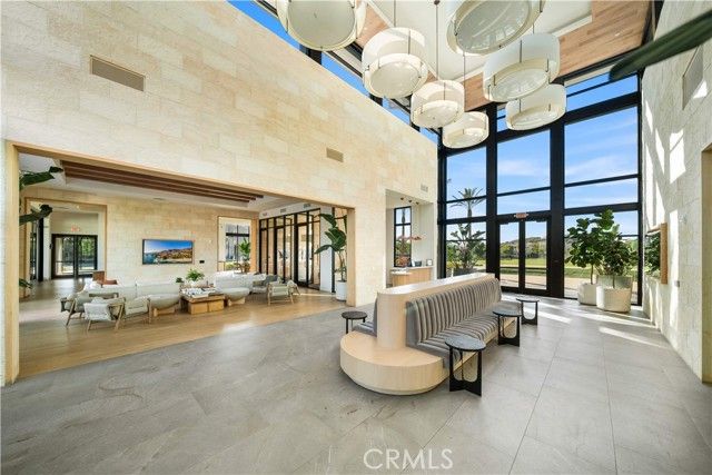 220 Edna Pkwy, Lake Forest (el Toro), CA 92630