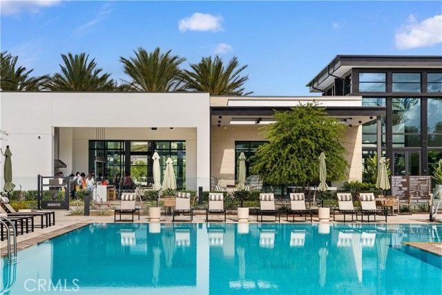 220 Edna Pkwy, Lake Forest (el Toro), CA 92630