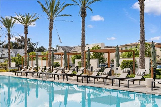 220 Edna Pkwy, Lake Forest (el Toro), CA 92630