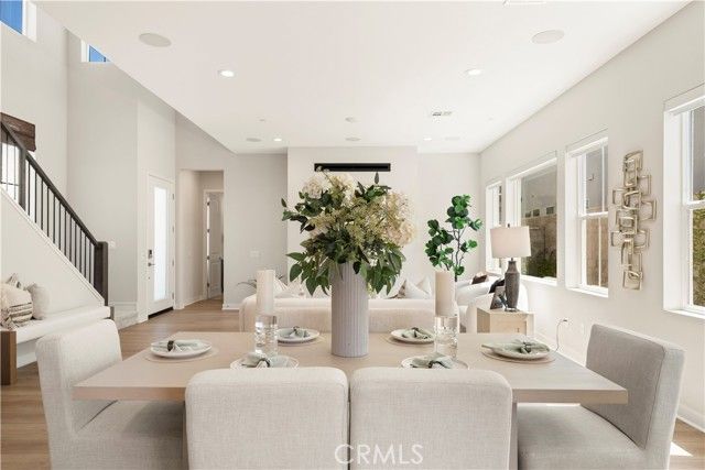 220 Edna Pkwy, Lake Forest (el Toro), CA 92630