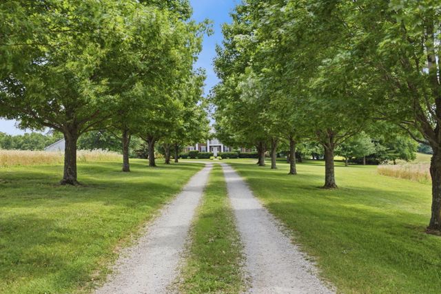 3551 Millersburg Ruddles Mill Road, Paris, KY 40361