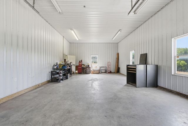 3551 Millersburg Ruddles Mill Road, Paris, KY 40361