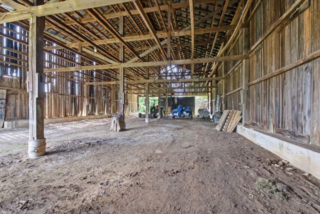 3551 Millersburg Ruddles Mill Road, Paris, KY 40361
