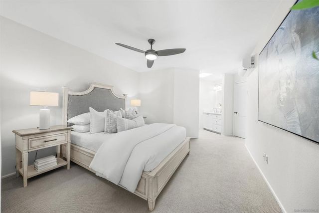 3955 Honeycutt St 202, San Diego, CA 92109