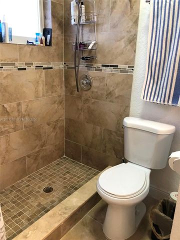 15481 SW 155th Ter, Miami, FL 33187