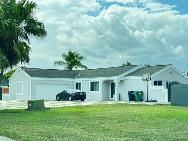 15481 SW 155th Ter, Miami, FL 33187