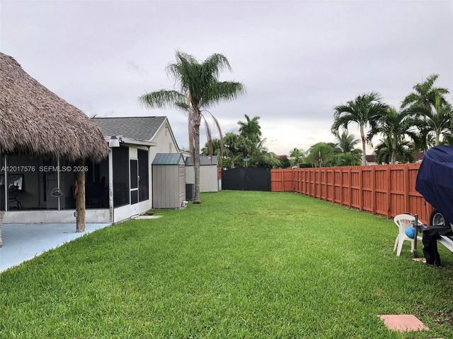 15481 SW 155th Ter, Miami, FL 33187