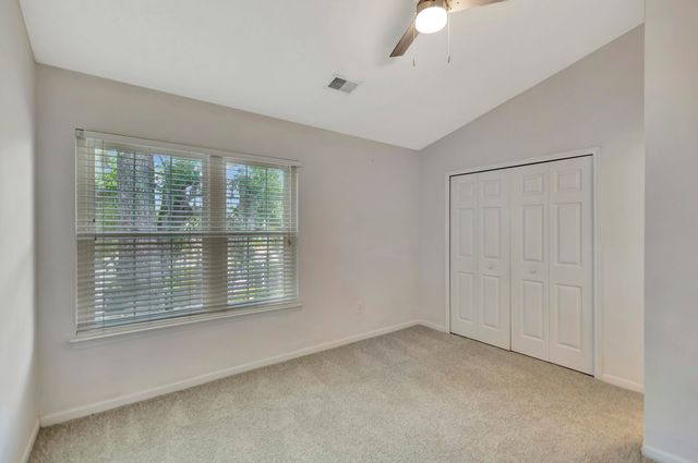 8114 Shadow Oak Drive, North Charleston, SC 29406