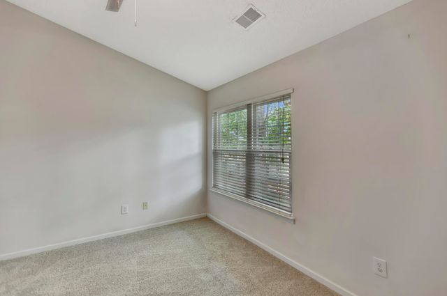 8114 Shadow Oak Drive, North Charleston, SC 29406