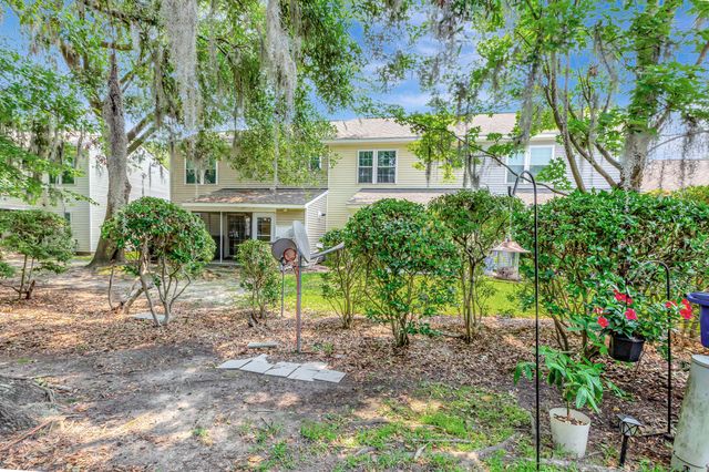 8114 Shadow Oak Drive, North Charleston, SC 29406