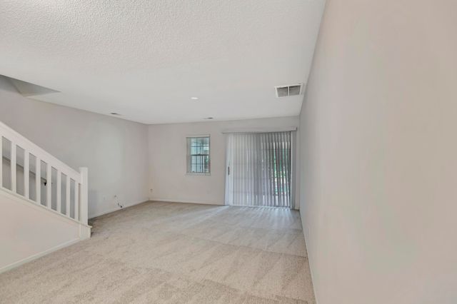 8114 Shadow Oak Drive, North Charleston, SC 29406