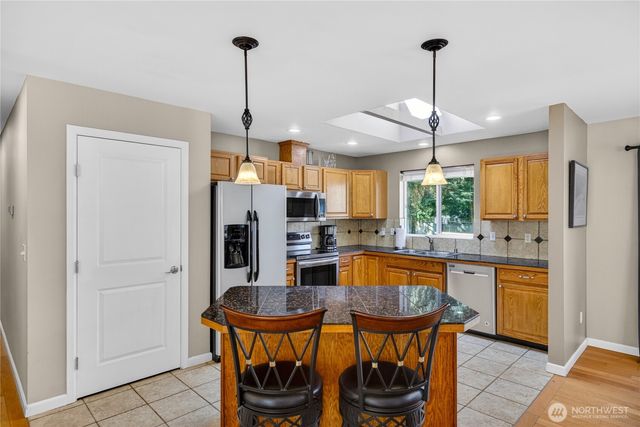 333 Lakeside Drive, Sedro Woolley, WA 98284