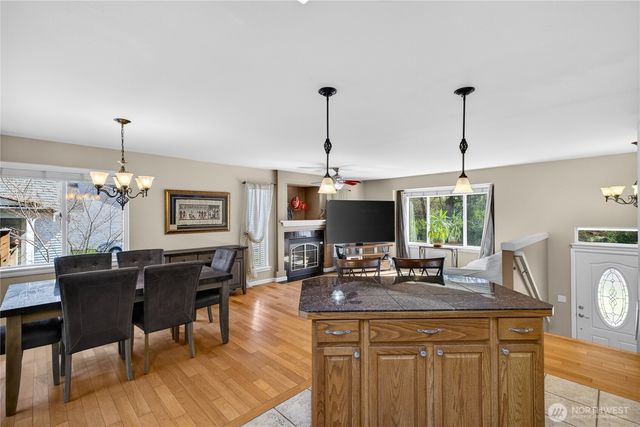333 Lakeside Drive, Sedro Woolley, WA 98284