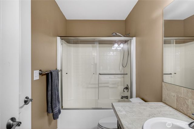 333 Lakeside Drive, Sedro Woolley, WA 98284