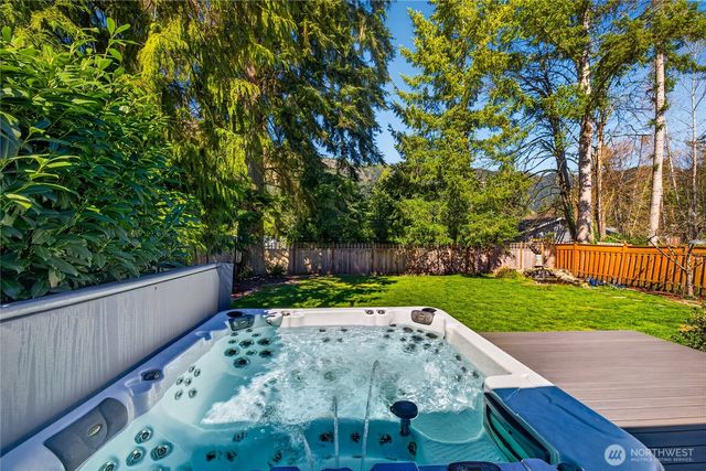 333 Lakeside Drive, Sedro Woolley, WA 98284