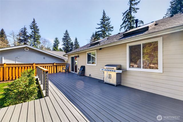 333 Lakeside Drive, Sedro Woolley, WA 98284