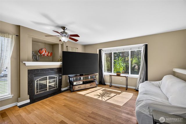 333 Lakeside Drive, Sedro Woolley, WA 98284