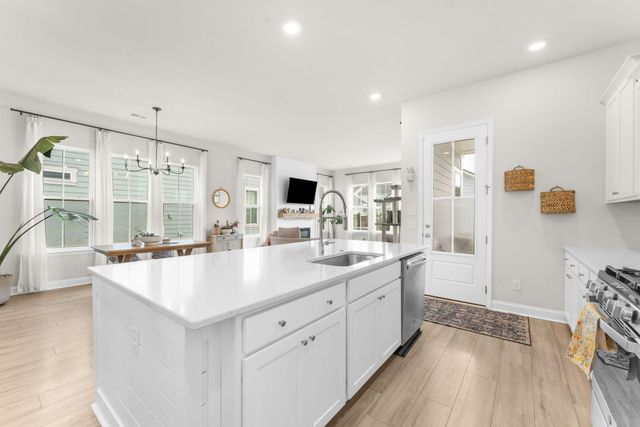 121 Dixie Iris Way, Summerville, SC 29485