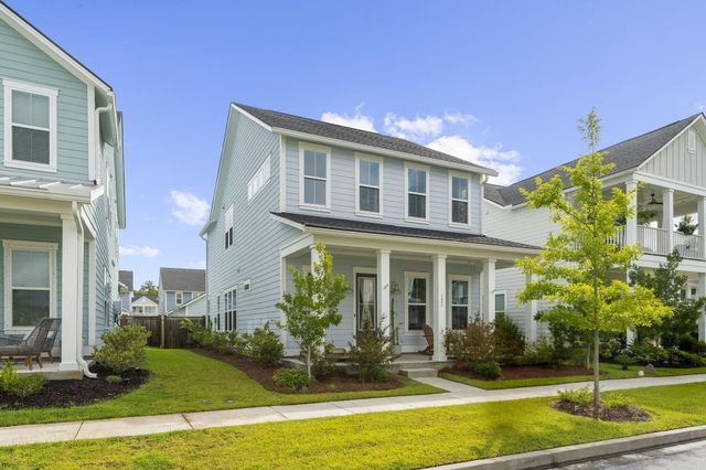 121 Dixie Iris Way, Summerville, SC 29485