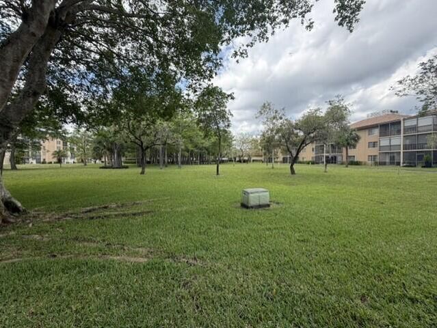 7720 NW 50th Street 107, Lauderhill, FL 33351