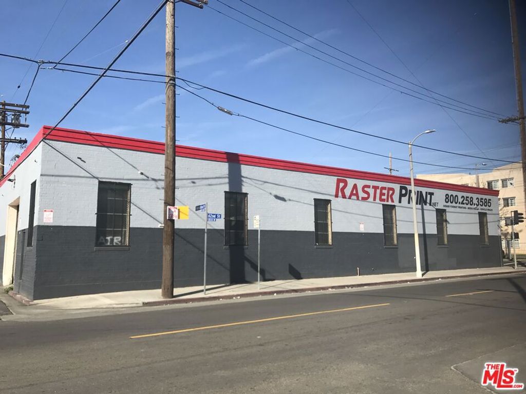 6131 S Western Avenue, Los Angeles, CA 90047