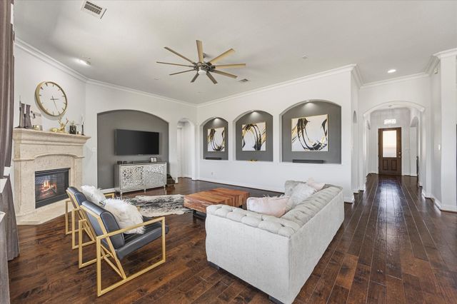 1904 Kings Pass, Heath, TX 75032