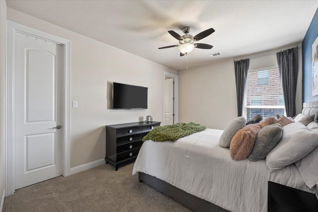 1904 Kings Pass, Heath, TX 75032