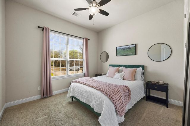 1904 Kings Pass, Heath, TX 75032