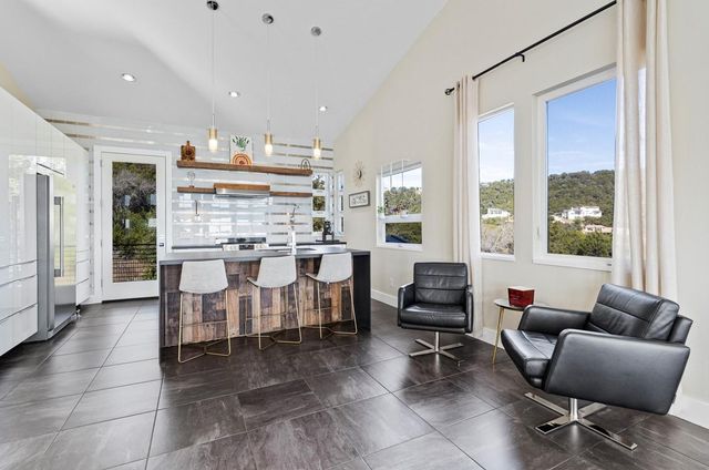 8600 Kelly CV N, Jonestown, TX 78645