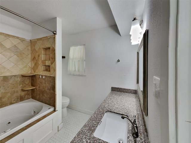 3704 Astoria Drive, Arlington, TX 76013
