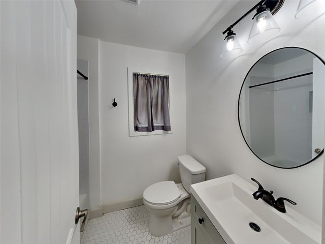 3704 Astoria Drive, Arlington, TX 76013