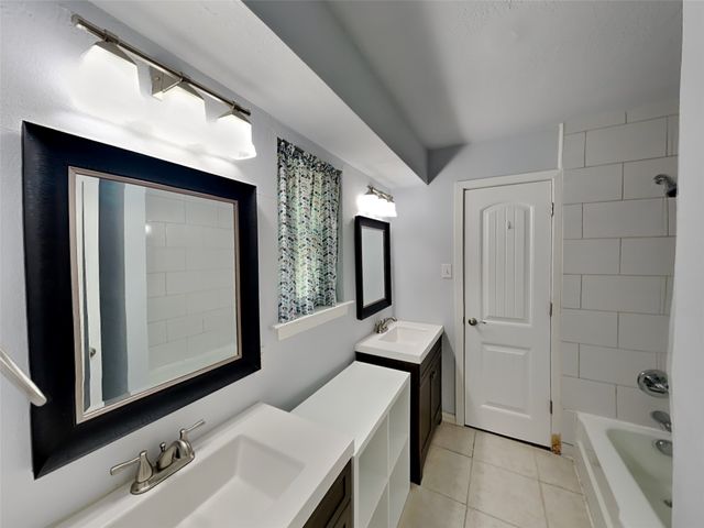 3704 Astoria Drive, Arlington, TX 76013