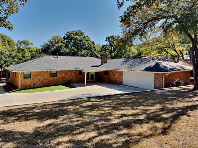 3704 Astoria Drive, Arlington, TX 76013