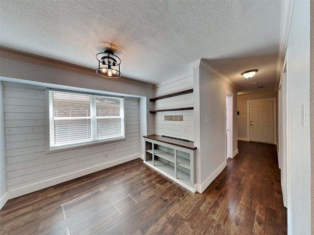 3704 Astoria Drive, Arlington, TX 76013