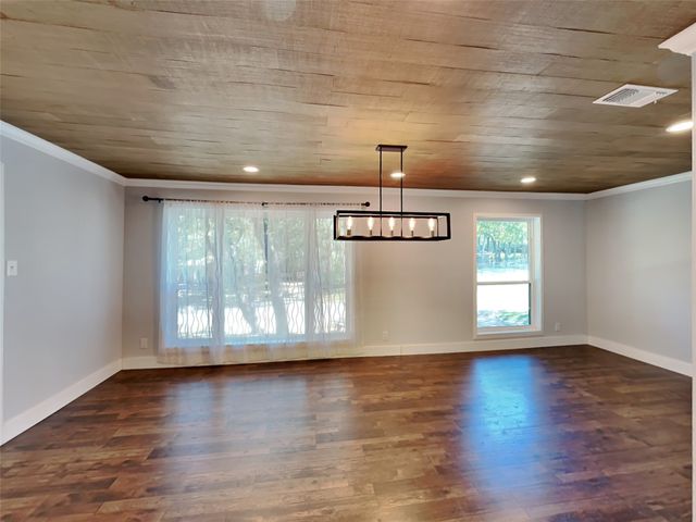 3704 Astoria Drive, Arlington, TX 76013