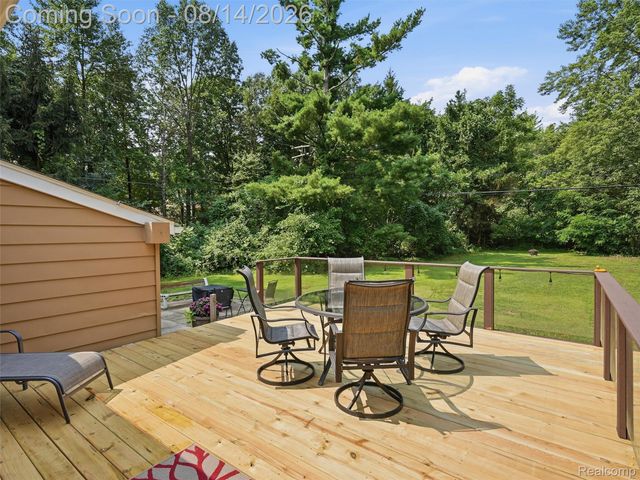 4855 Cecelia Ann Avenue, Independence Charter Township, MI 48346