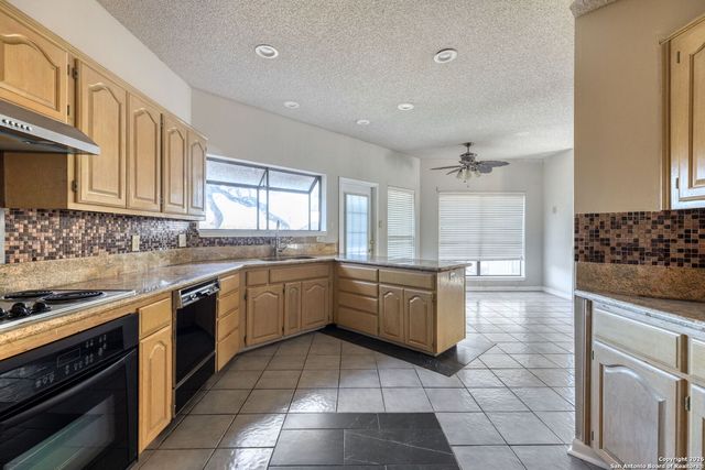 3915 Creek Point, San Antonio, TX 78230