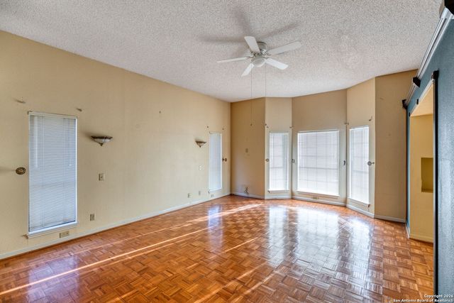 3915 Creek Point, San Antonio, TX 78230