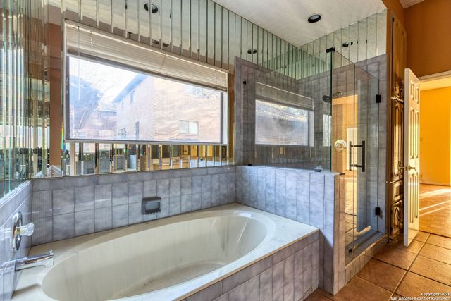 3915 Creek Point, San Antonio, TX 78230