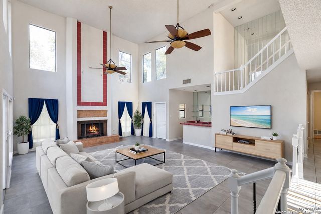 3915 Creek Point, San Antonio, TX 78230