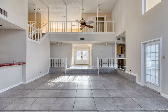 3915 Creek Point, San Antonio, TX 78230