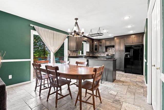 5064 Meadow Crest Circle, Grand Blanc Twp, MI 48442
