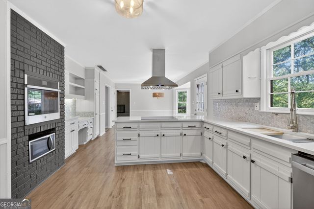 671 Ginger Cake Road, Fayetteville, GA 30214