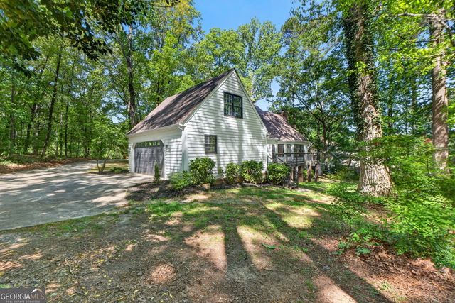 671 Ginger Cake Road, Fayetteville, GA 30214