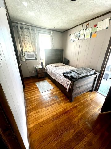 51 Flint Street, Somerville, MA 02145